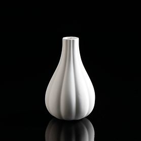 Porzellan-Vase White H:25,5 H 25,5 x D 15,5 cm