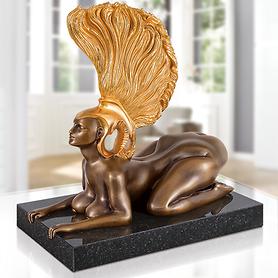 Skulptur Sphinx mit Goldhelm