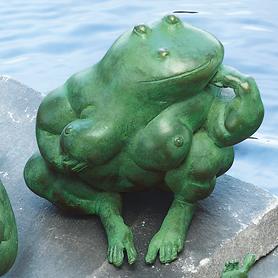 Skulptur Froschdame: Waltraud